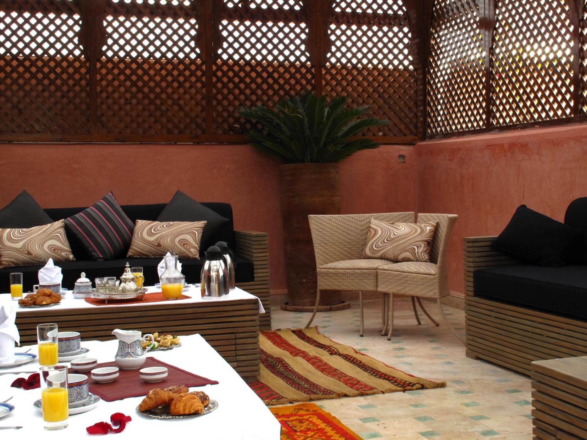 Riad Le Perroquet Bleu Suites & Spa Marrakesh Ngoại thất bức ảnh