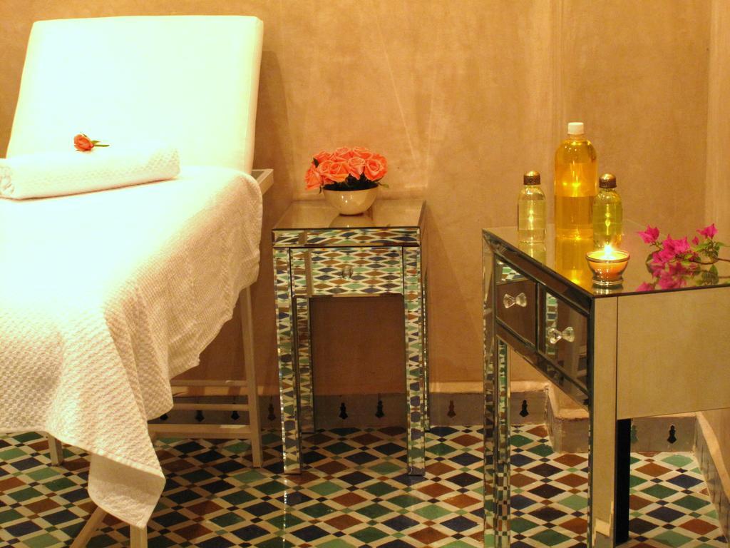 Riad Le Perroquet Bleu Suites & Spa Marrakesh Ngoại thất bức ảnh